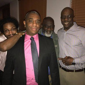 Meet your Posher, Lee